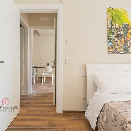Casa Della Fiera By Puglia * Bari